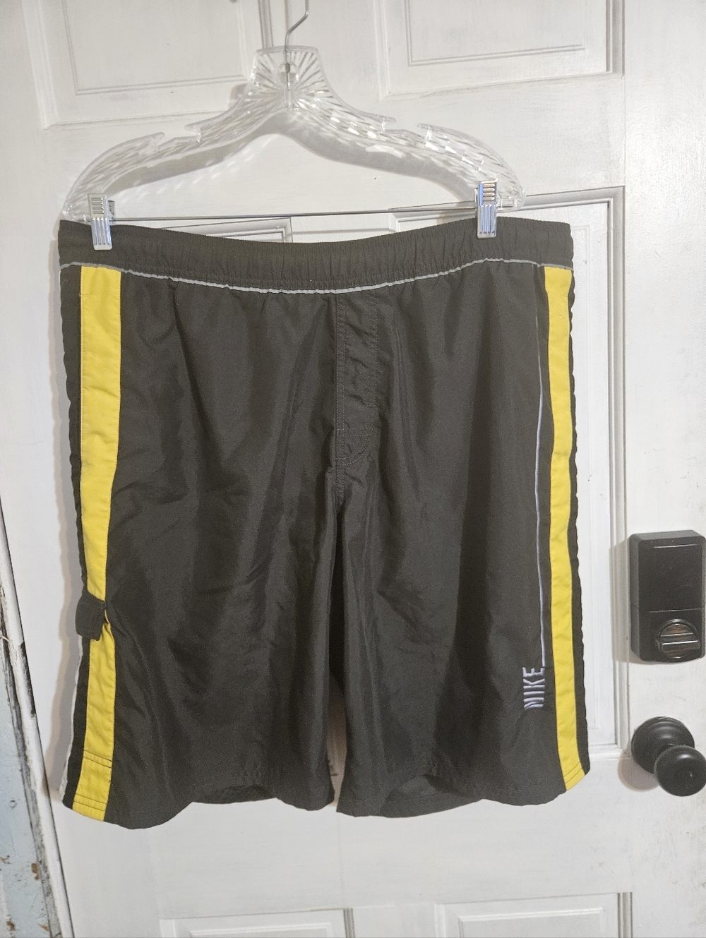 Nike Swim Trunks XL Gray/yellow